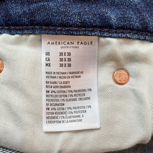 American Eagle Men’s Airflex + Temp Tech Athletic Skinny Jean - Picture 6 of 9